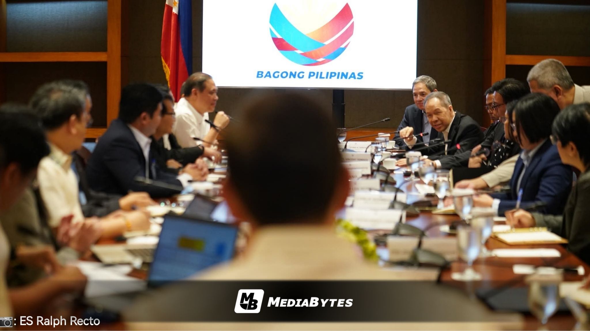 GOV’T, OIL FIRMS MOVE TO SECURE PH FUEL SUPPLY AMID MIDEAST CONFLICT