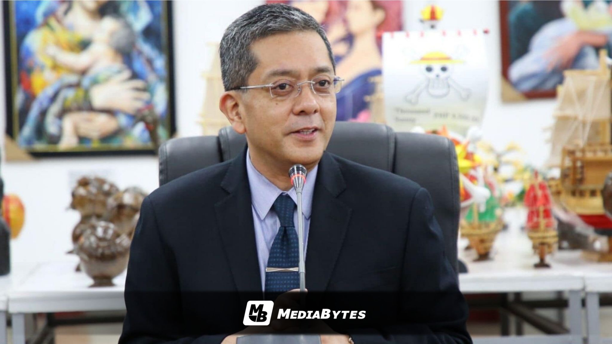 COMELEC CHIEF DELAYS LEGAL ACTION UNTIL ACCUSERS FILE SWORN AFFIDAVITS