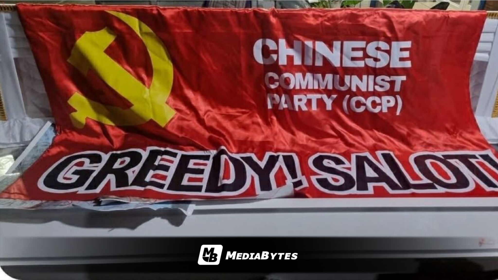 DFA CONDEMNS DISPLAY OF ANTI-CHINA CASKETS IN MAKATI